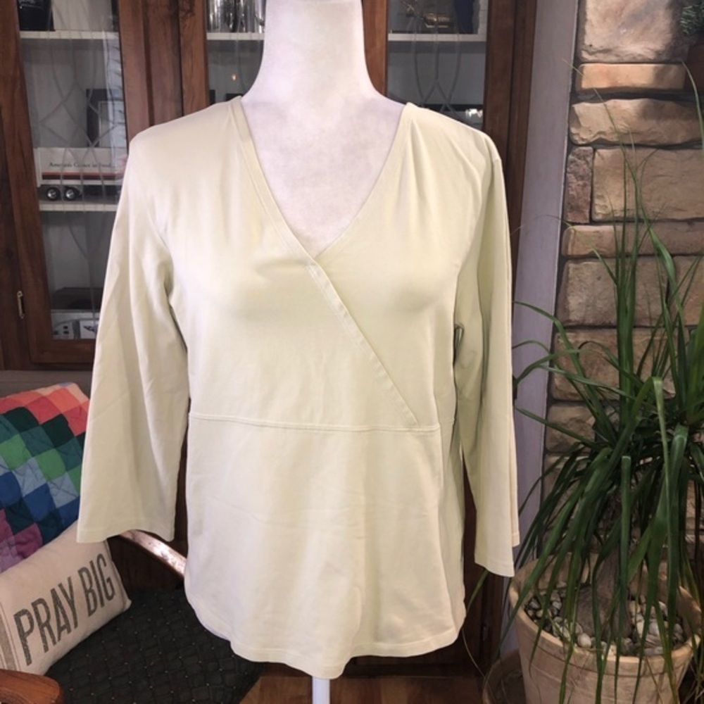 COPY - J.JILL SIZE MEDIUM SUPER SOFT CROSSOVER TEE SIZE MEDIUM LIGHT SAGE